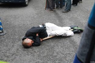 重庆喝醉酒爆料视频,街头一幕引发网友热议